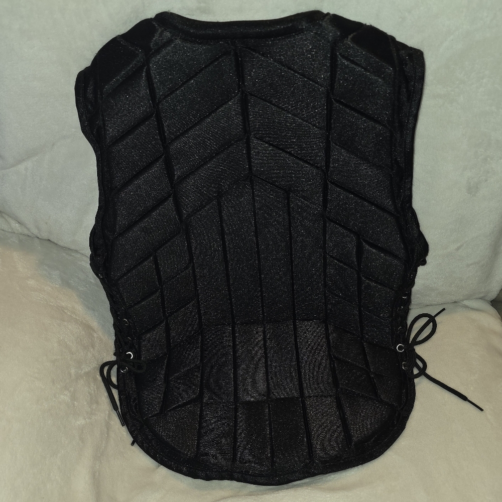 Black Riding Vest - Picture 3 of 10